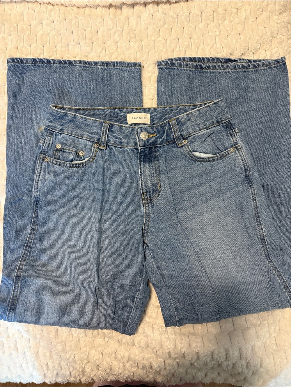 PacSun Light Wash Casey Low-Rise Jeans